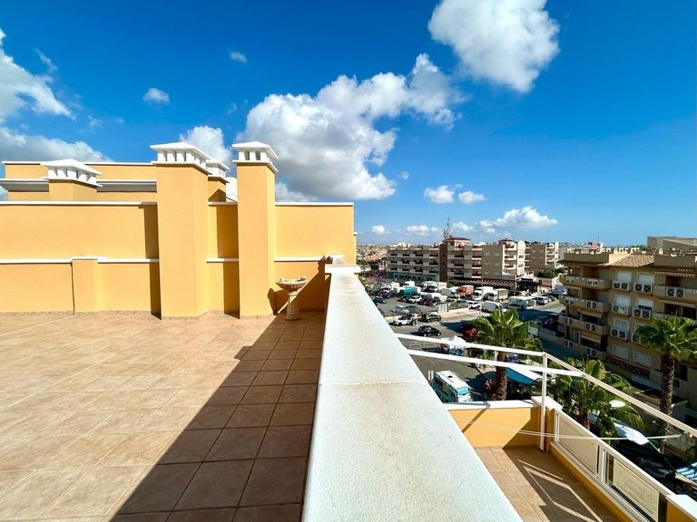 Apartment for Sale in Cabo Roig, Alicante 28