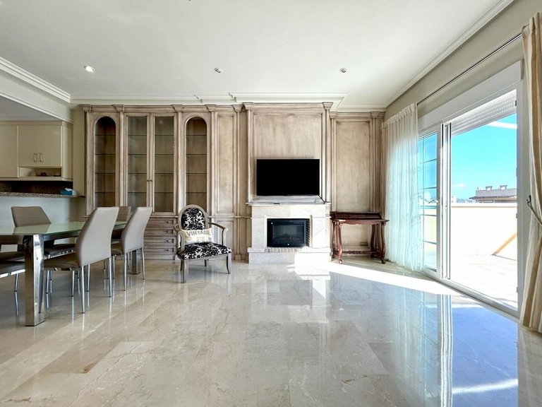 Apartment for Sale in Cabo Roig, Alicante 3