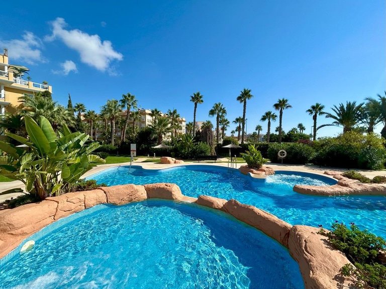 Apartment for Sale in Cabo Roig, Alicante 35