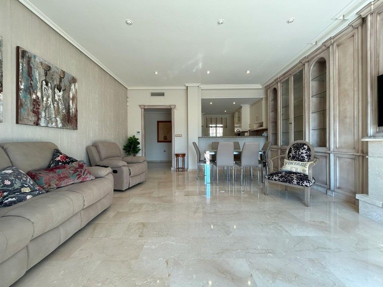 Apartment for Sale in Cabo Roig, Alicante 6