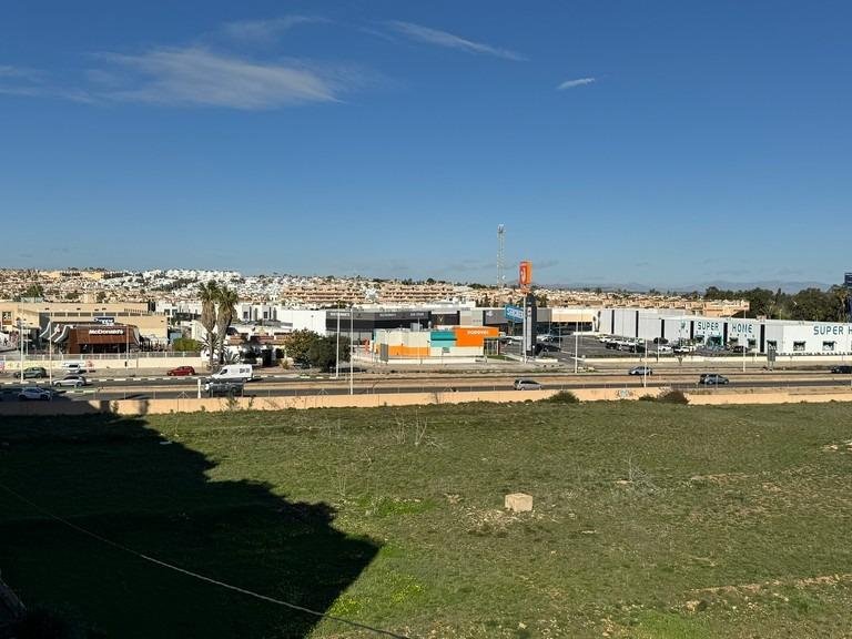 Apartment for Sale in Torrevieja, Alicante 23