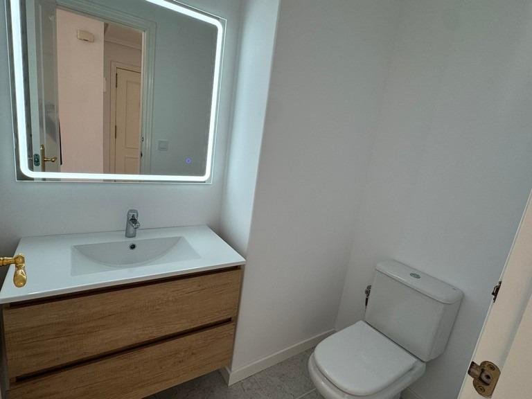 Apartment for Sale in Villamartin, Alicante 16