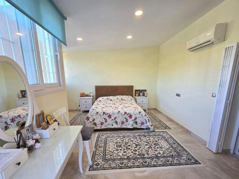 Villa for Sale in Campoamor, Alicante 18