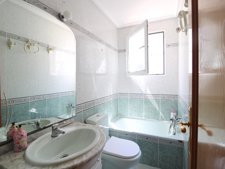 Apartment for Sale in Torrevieja, Alicante 19