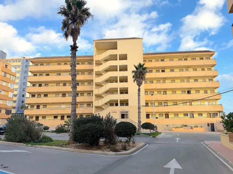 Apartment for Sale in Torrevieja, Alicante 23