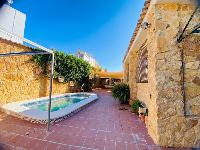 Villa for Sale in Costa Blanca Orihuela Costa, Alicante 6