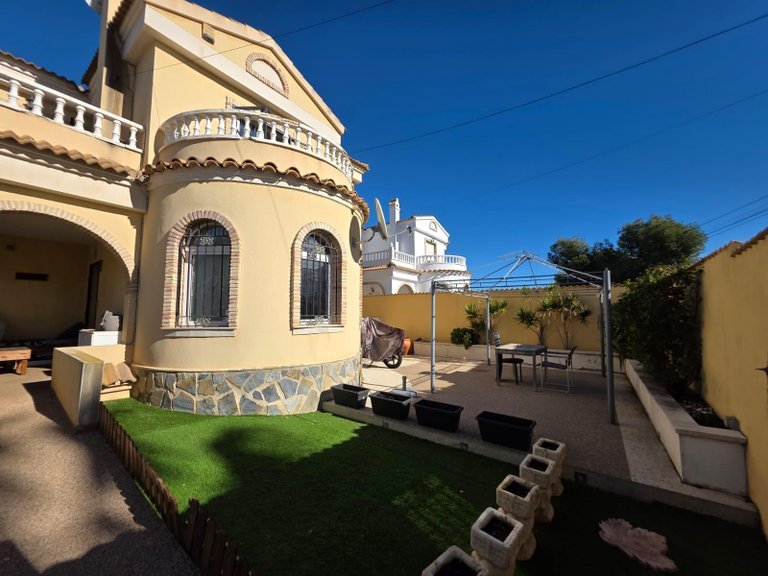 Villa for Sale in Costa Blanca Orihuela Costa, Alicante 3