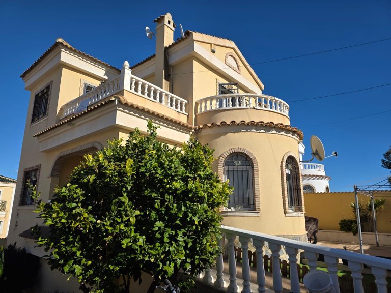 Villa for Sale in Costa Blanca Orihuela Costa, Alicante 9