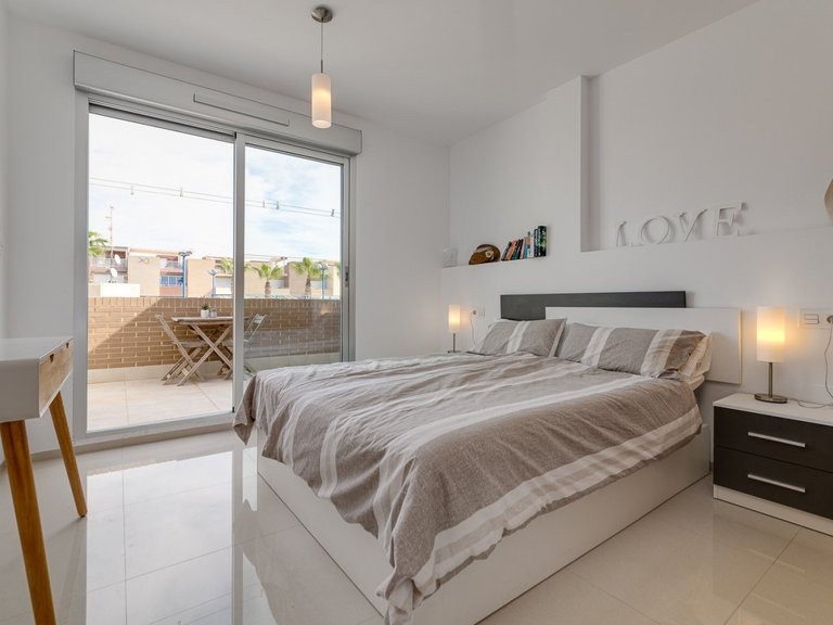 Town House for Sale in Costa Blanca Torrevieja, Alicante 18