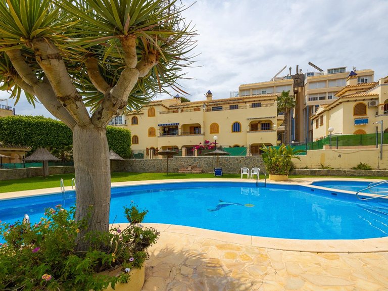 Villa for Sale in Torrevieja, Alicante 1