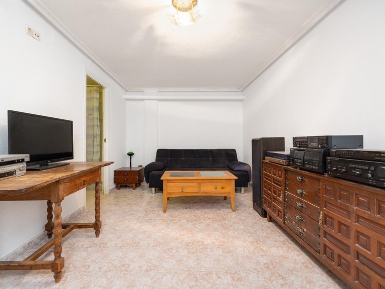 Villa for Sale in Torrevieja, Alicante 16