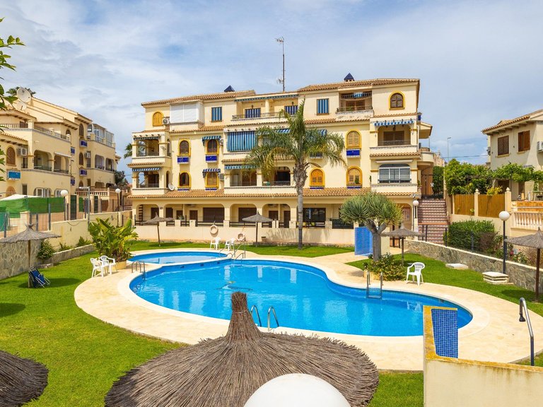 Villa for Sale in Torrevieja, Alicante 22