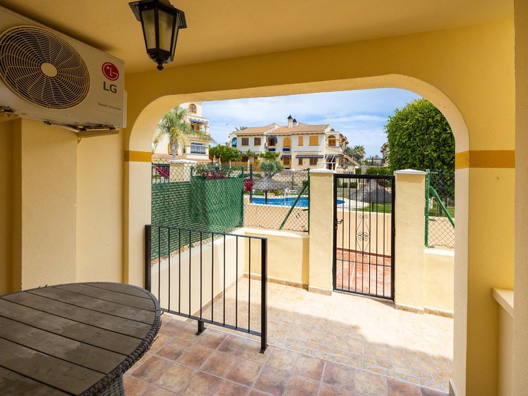 Villa for Sale in Torrevieja, Alicante 4
