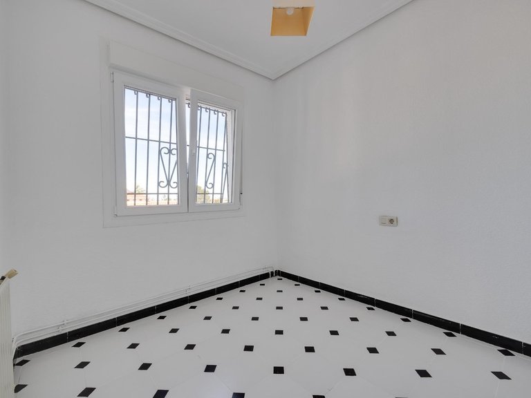 Villa for Sale in Costa Blanca Torrevieja, Alicante 14