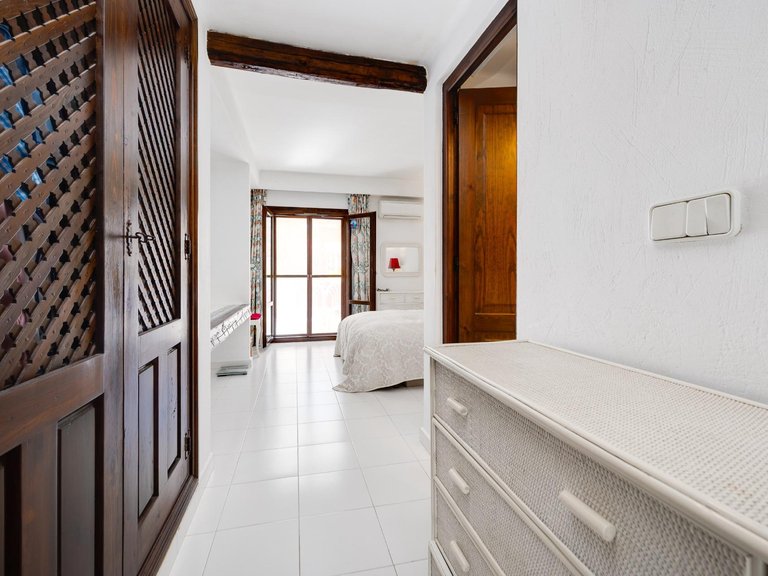 Apartment for Sale in Costa Blanca Torrevieja, Alicante 16