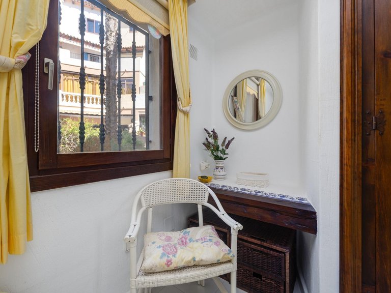 Apartment for Sale in Costa Blanca Torrevieja, Alicante 24