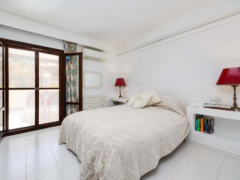 Apartment for Sale in Costa Blanca Torrevieja, Alicante 3