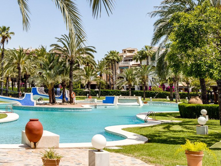 Apartment for Sale in Costa Blanca Torrevieja, Alicante 38