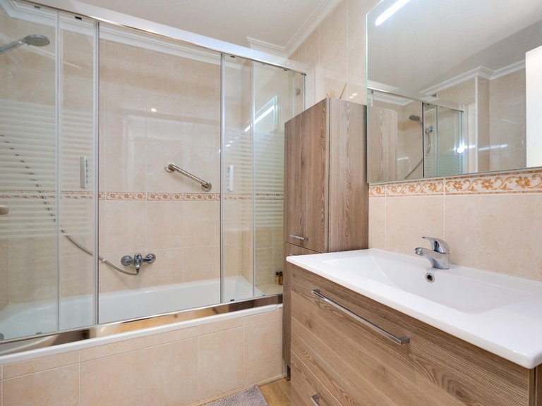 Apartment for Sale in Torrevieja, Alicante 15