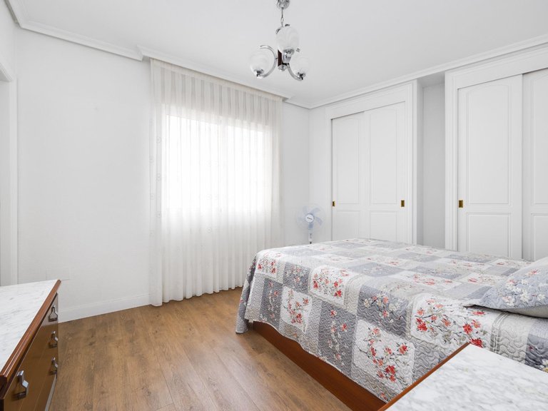 Apartment for Sale in Torrevieja, Alicante 17