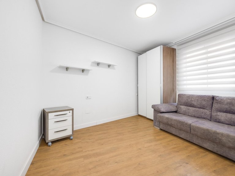 Apartment for Sale in Torrevieja, Alicante 20