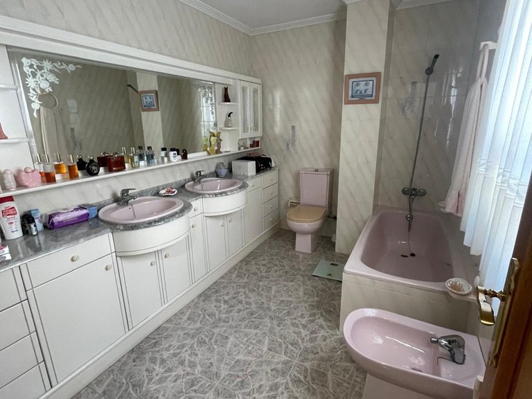 Apartment for Sale in Costa Blanca Torrevieja, Alicante 16