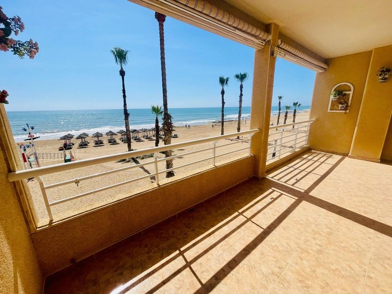 Apartment for Sale in Costa Blanca Torrevieja, Alicante 1