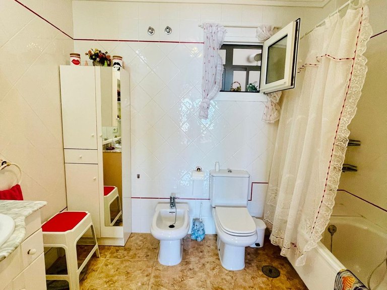 Apartment for Sale in Costa Blanca Torrevieja, Alicante 13