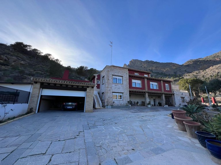 Villa for Sale in Inland Orihuela, Alicante 2