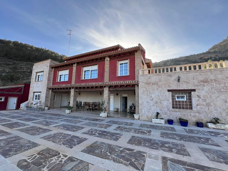 Villa for Sale in Inland Orihuela, Alicante 3