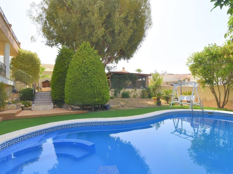 Villa for Sale in Inland Rojales, Alicante 4