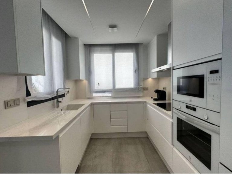 Villa for Sale in Costa Blanca Torrevieja, Alicante 10