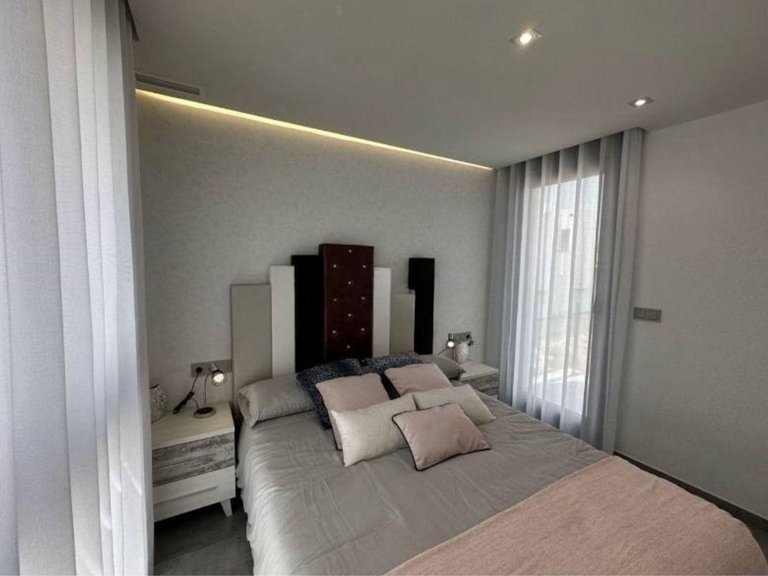 Villa for Sale in Costa Blanca Torrevieja, Alicante 14