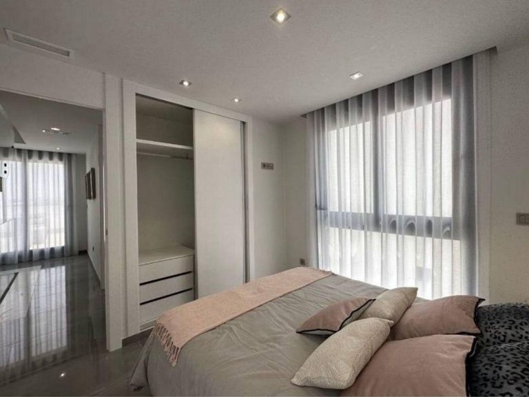Villa for Sale in Costa Blanca Torrevieja, Alicante 15