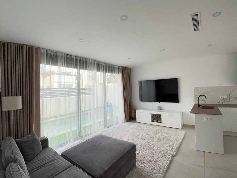 Villa for Sale in Costa Blanca Benijofar, Alicante 9