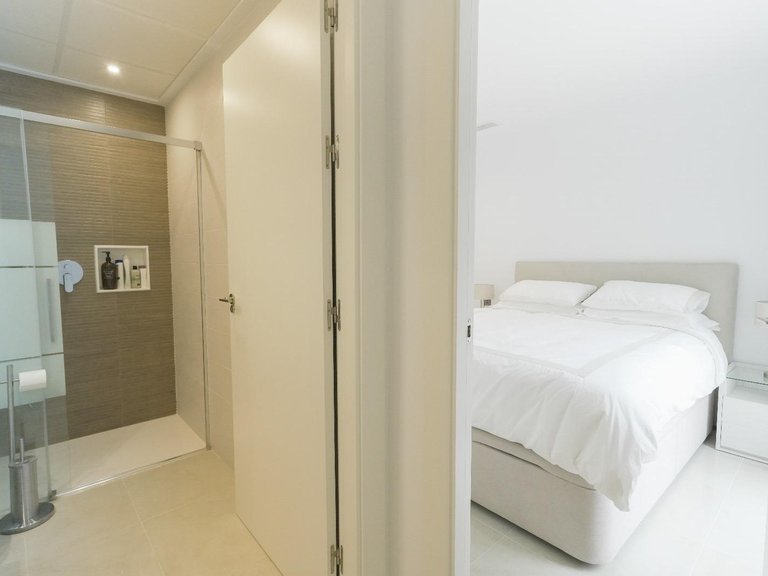 Villa for Sale in Dolores, Alicante 12