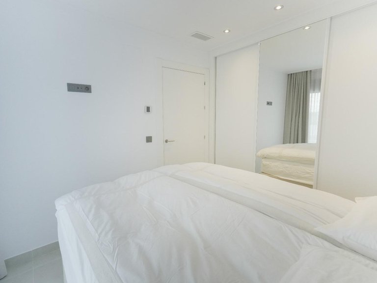 Villa for Sale in Dolores, Alicante 28