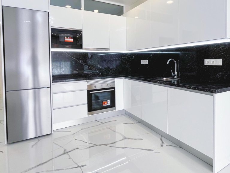 Apartment for Sale in Costa Blanca Torrevieja, Alicante 7