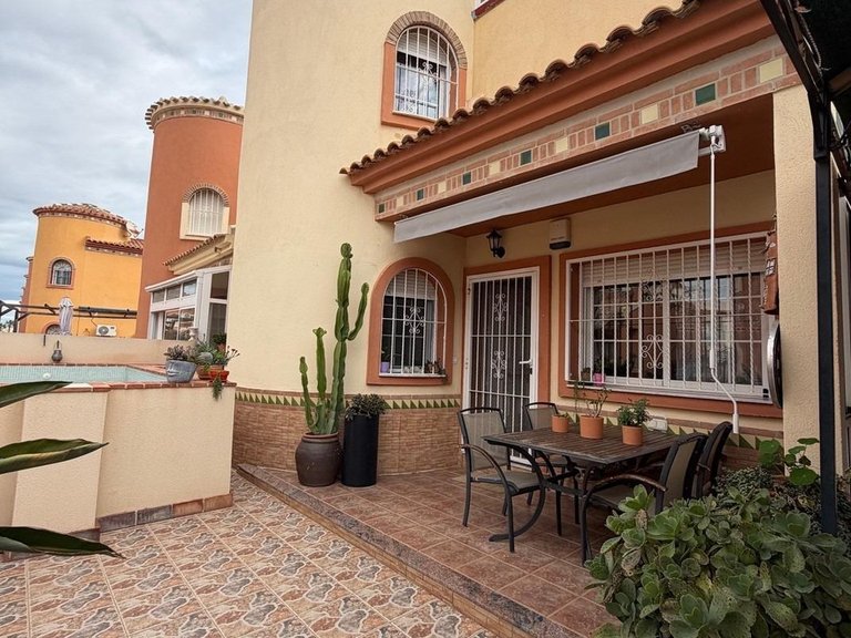 Villa for Sale in Costa Blanca Orihuela Costa, Alicante 1