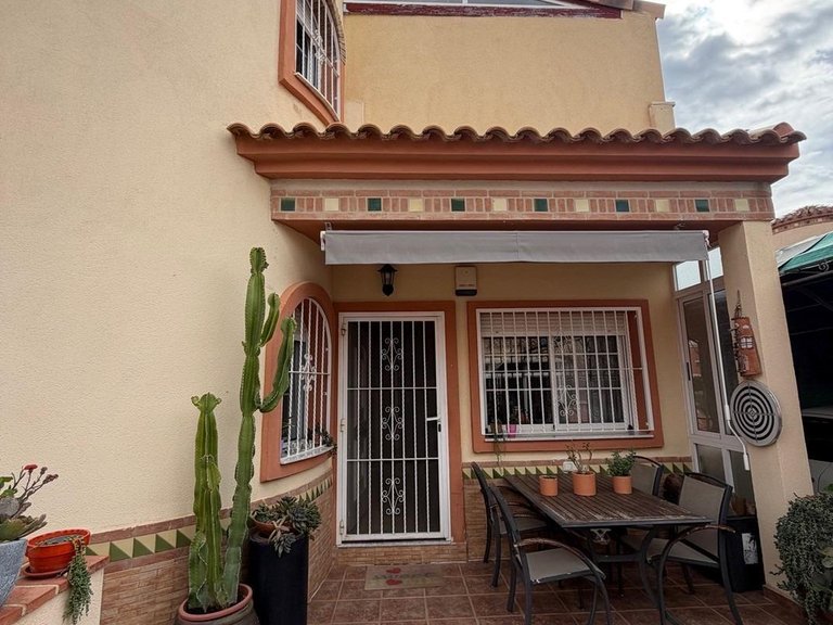 Villa for Sale in Costa Blanca Orihuela Costa, Alicante 4