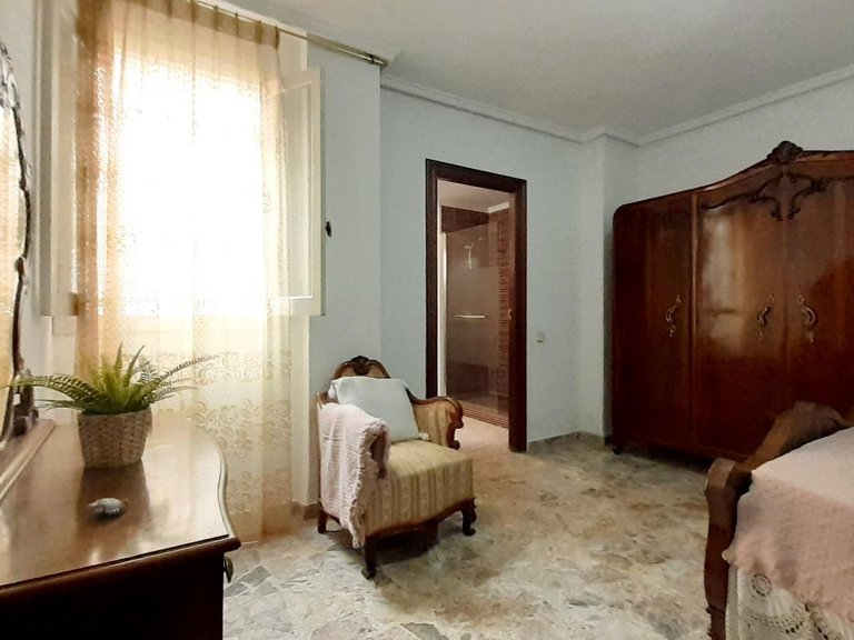 Apartment for Sale in Costa Blanca Torrevieja, Alicante 25