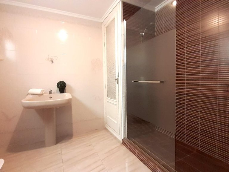 Apartment for Sale in Costa Blanca Torrevieja, Alicante 39