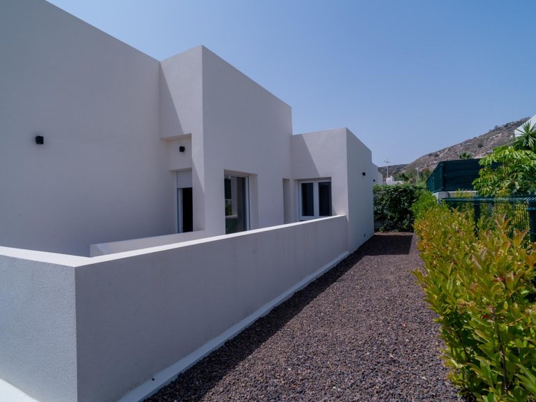Villa for Sale in Inland Algorfa, Alicante 7