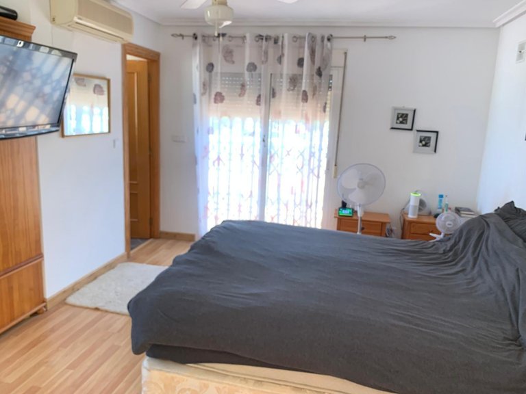 Villa for Sale in Costa Blanca Torrevieja, Alicante 19