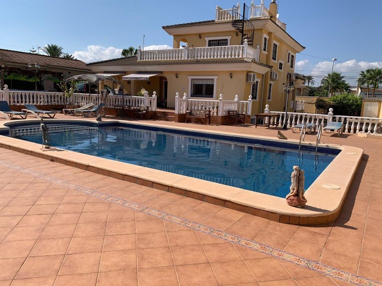 Villa for Sale in Costa Blanca Torrevieja, Alicante 2