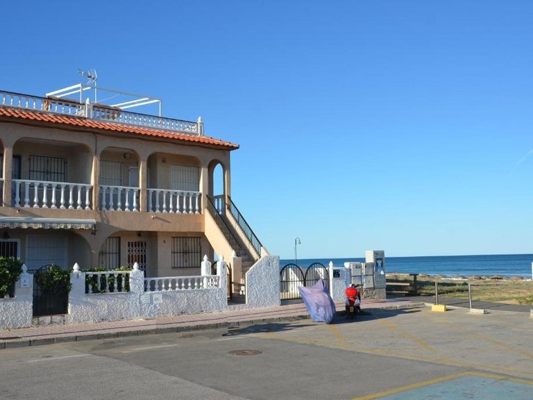 Villa for Sale in Costa Blanca Torrevieja, Alicante 4