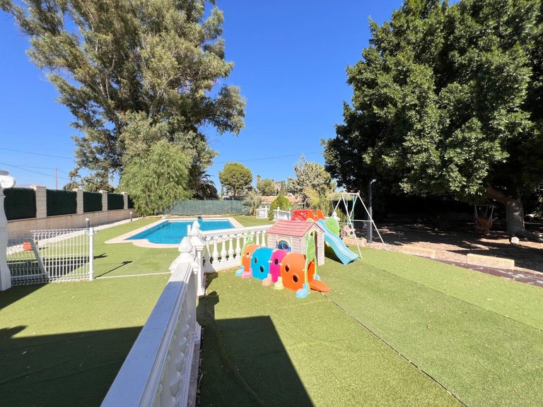 Villa for Sale in Inland Callosa De Segura, Alicante 4