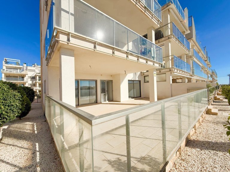 Apartment for Sale in Costa Blanca Orihuela Costa, Alicante 4