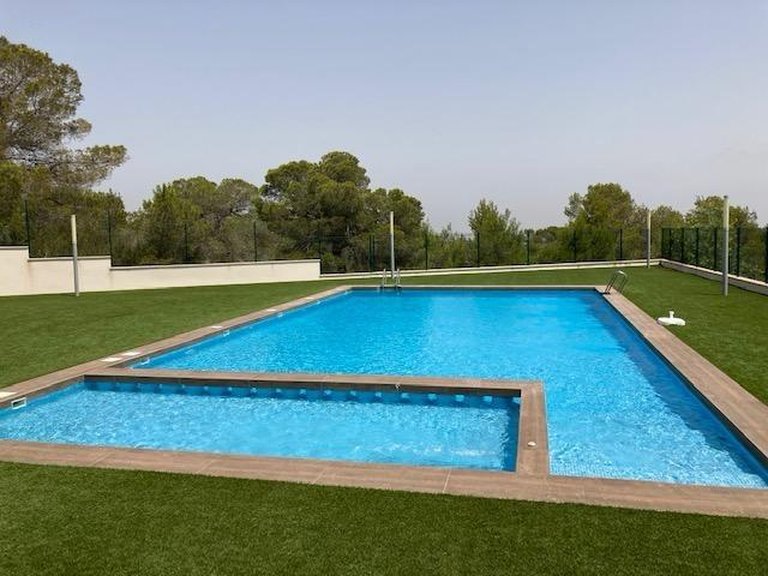 Villa for Sale in Inland San Miguel De Salinas, Alicante 2