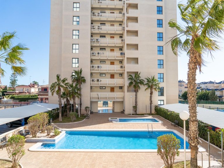Apartment for Sale in Costa Blanca Torrevieja, Alicante 1
